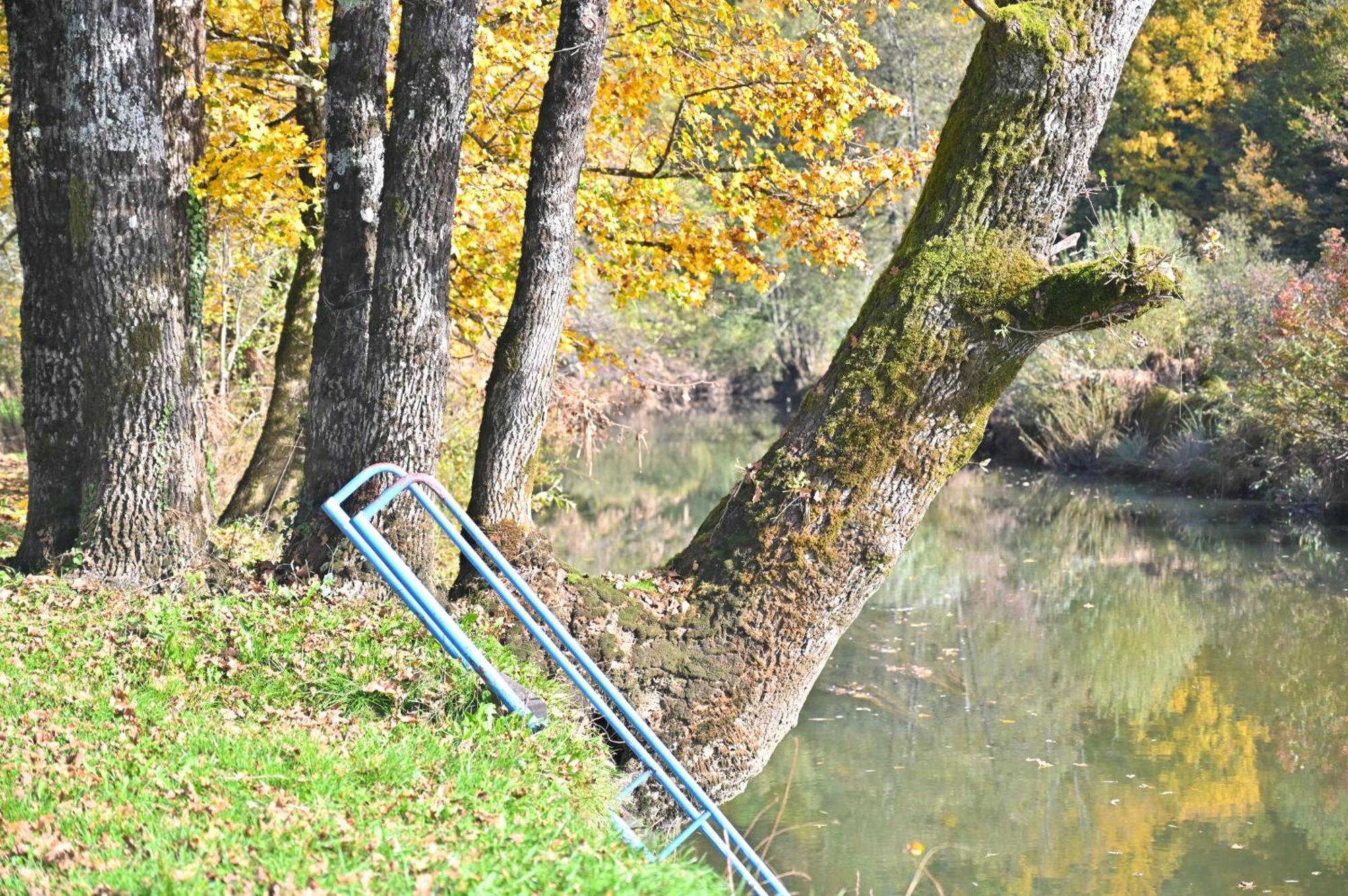 Double Paradise Slunj Buitenkant foto